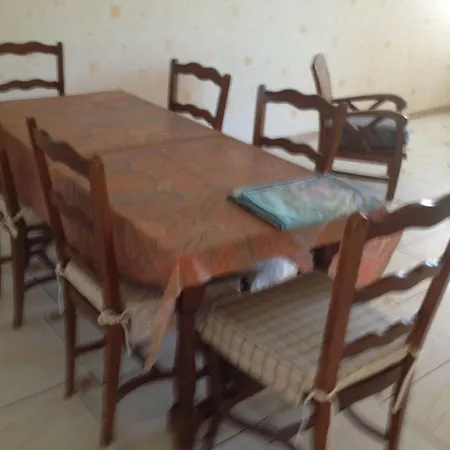 A Martin Sous Vigouroux 60 M² Pour 9 Personnes Apartment Saint-Martin-sous-Vigouroux